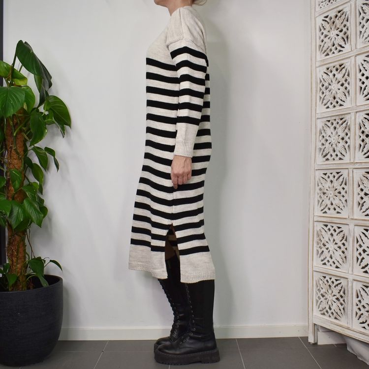 Stickad Klänning Randig BEIGE