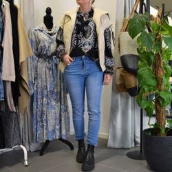 Vadderad Väst Quiltad BEIGE