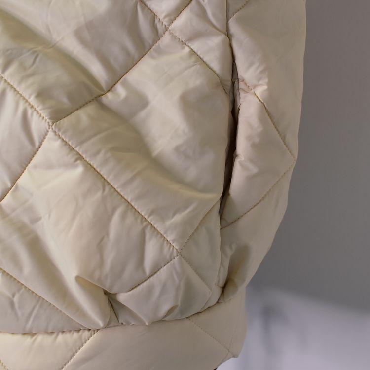 Vadderad Väst Quiltad BEIGE