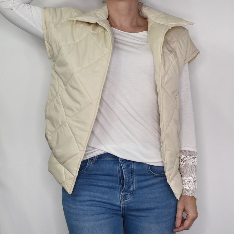 Vadderad Väst Quiltad BEIGE