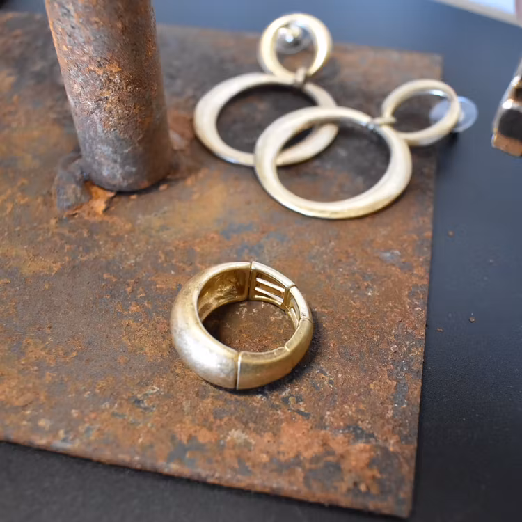 Elastisk ring Charlotte GULD - The Moshi