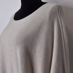 Stickad Ponchotröja BEIGE