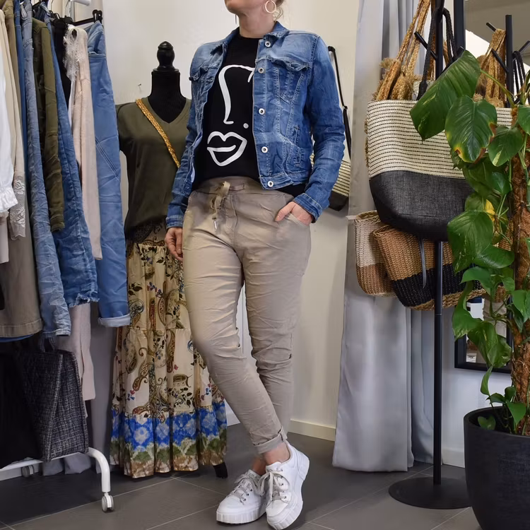 Jeansjacka med knappar DENIM - Place du Jour