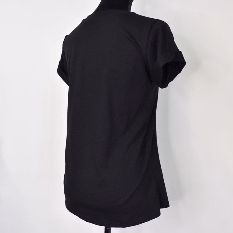 T-shirt Girl SVART - Estee Brown