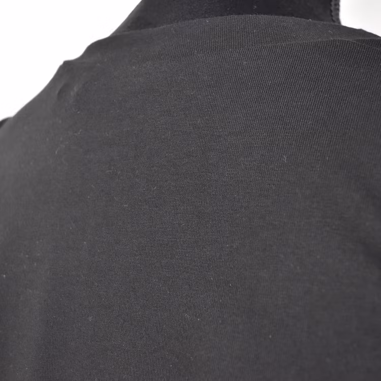 T-shirt Girl SVART - Estee Brown