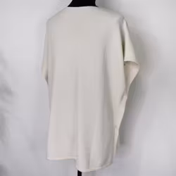 Stickad Ponchotröja med Knappar ECRU