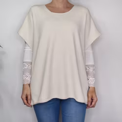 Stickad Ponchotröja med Knappar ECRU