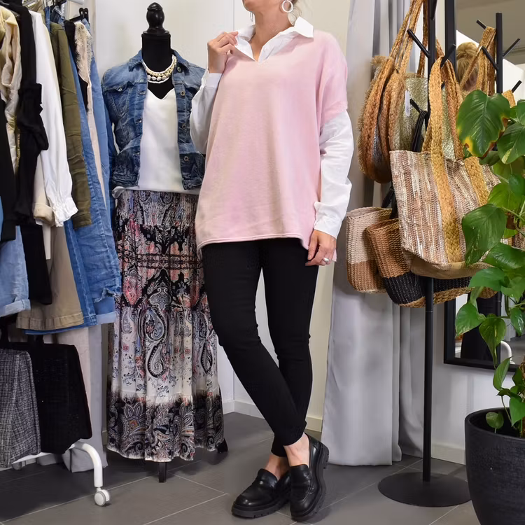 Stickad Ponchotröja med Knappar ROSA