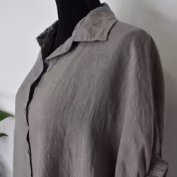 Kort linneskjorta med Volang TAUPE