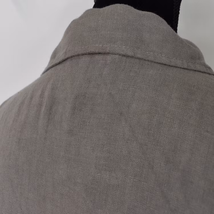 Kort linneskjorta med Volang TAUPE
