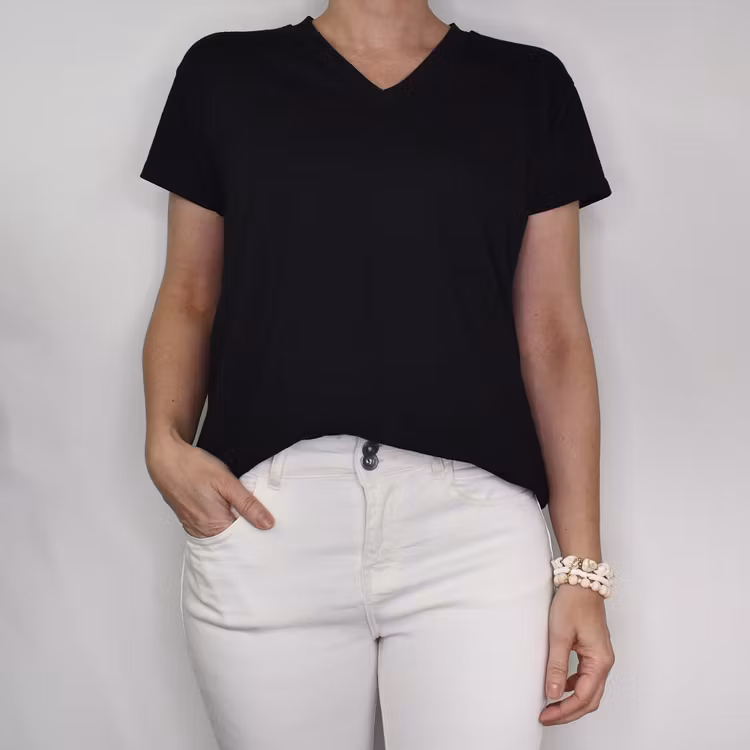 T-shirt V-ringad SVART