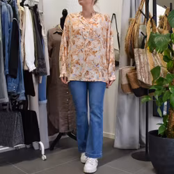 Blus Estie Mönstrad BEIGE - Mix By Heart