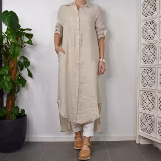 ANDRASORTERING Lång skjortklänning i linne LJUSBEIGE