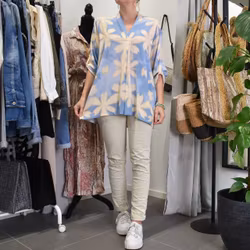 Blus Claudia Leaf LJUSBLÅ - Stajl Agenturer