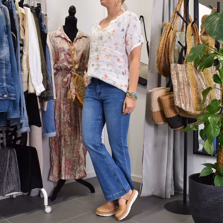 Linneblus Ella BLOMMIG - Stajl Agenturer