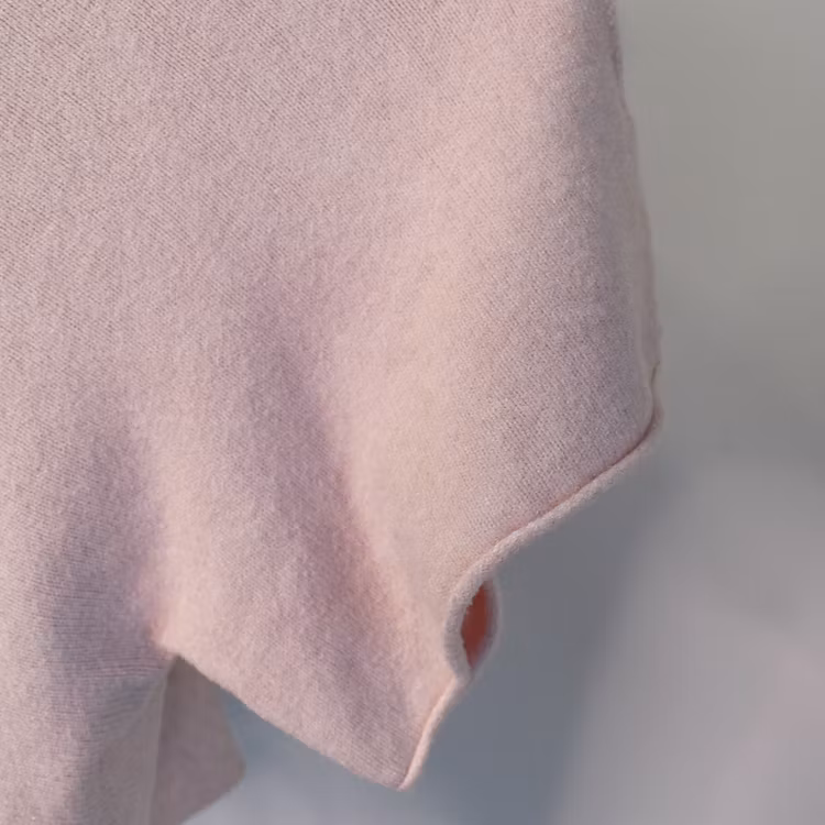 Stickad Ponchotröja ROSE