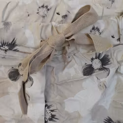 Stretchig Byxa Merilyn Blommig BEIGE - Marta du Chateau