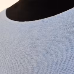 Stickad Ponchotröja HIMMELBLÅ