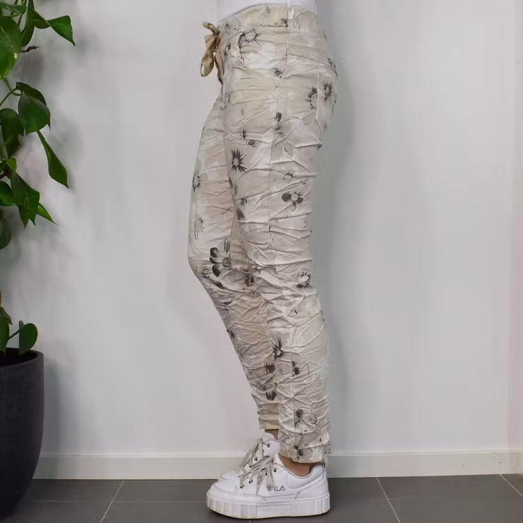 Stretchig Byxa Merilyn Blommig BEIGE - Marta du Chateau