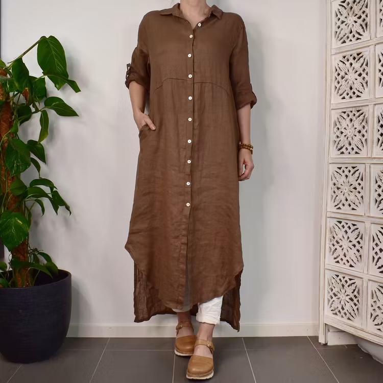 Lång skjortklänning i linne BRUN FANGO