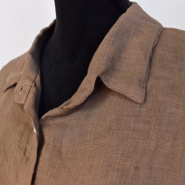 Lång skjortklänning i linne BRUN FANGO