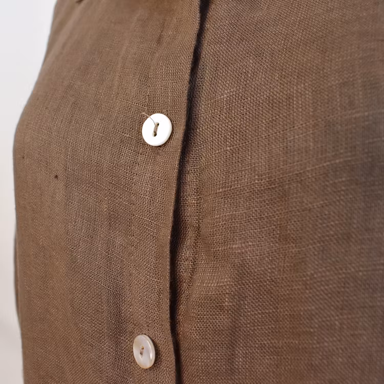 Lång skjortklänning i linne BRUN FANGO