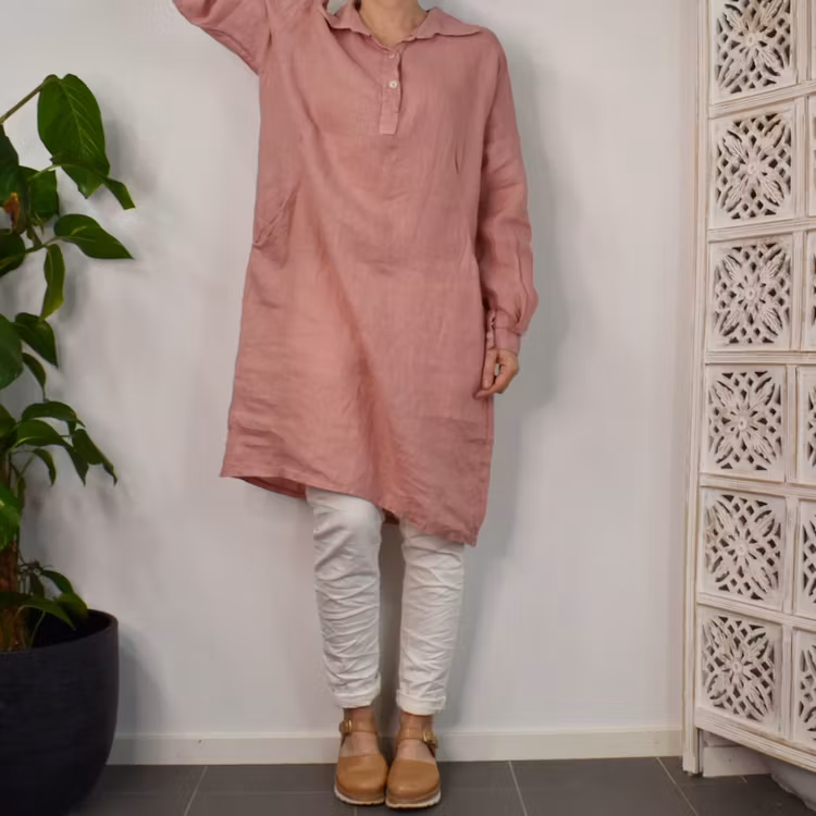 Kort skjortklänning i linne CARAMEL