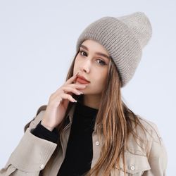Stickad Mössa Glitter TAUPE