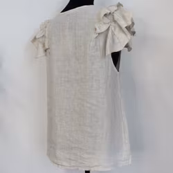 Linnetopp med volangärm BEIGE