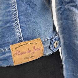 Jeansjacka med knappar BLÅ - Place du Jour