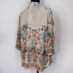 Blus Unnur Blommig BEIGE - Marta du Chateau