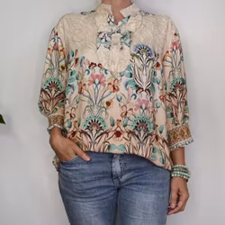 Blus Unnur Blommig BEIGE - Marta du Chateau