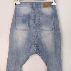 SECOND HAND Baggy Jeans LJUS BLÅ Storlek 34 - Place du Jour