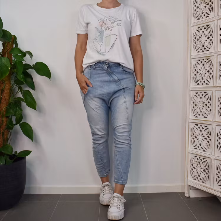 SECOND HAND Baggy Jeans LJUS BLÅ Storlek 34 - Place du Jour