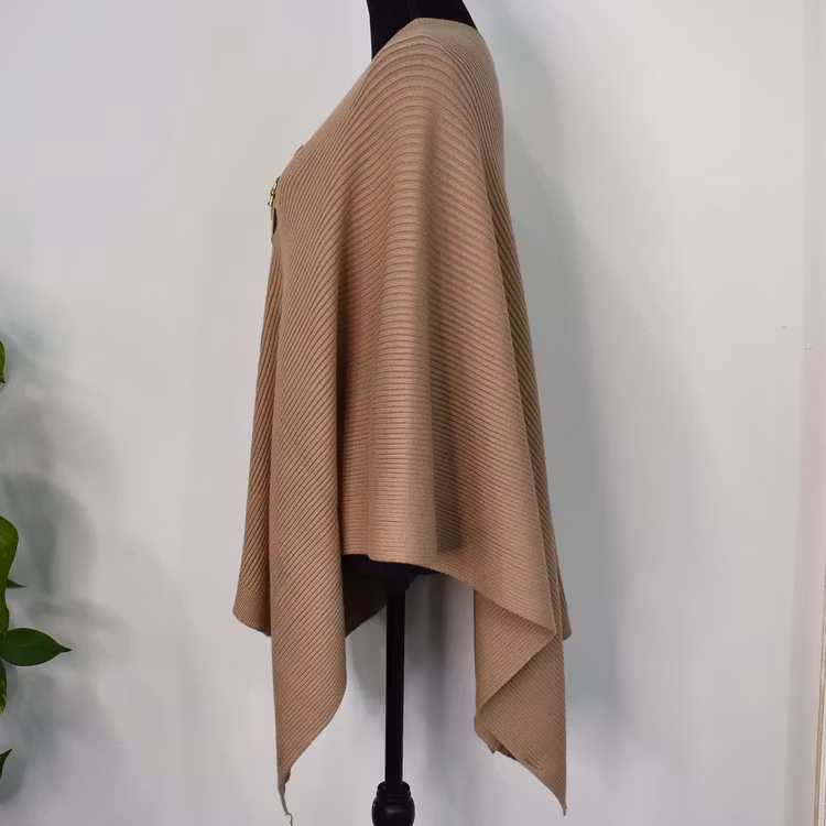 Poncho-sjal med spänne TAUPE