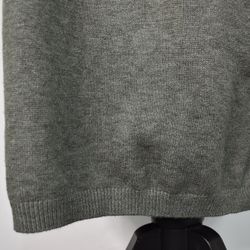Finstickad klänning KAKI
