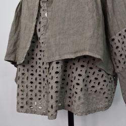 Linneskjorta med spets TAUPE