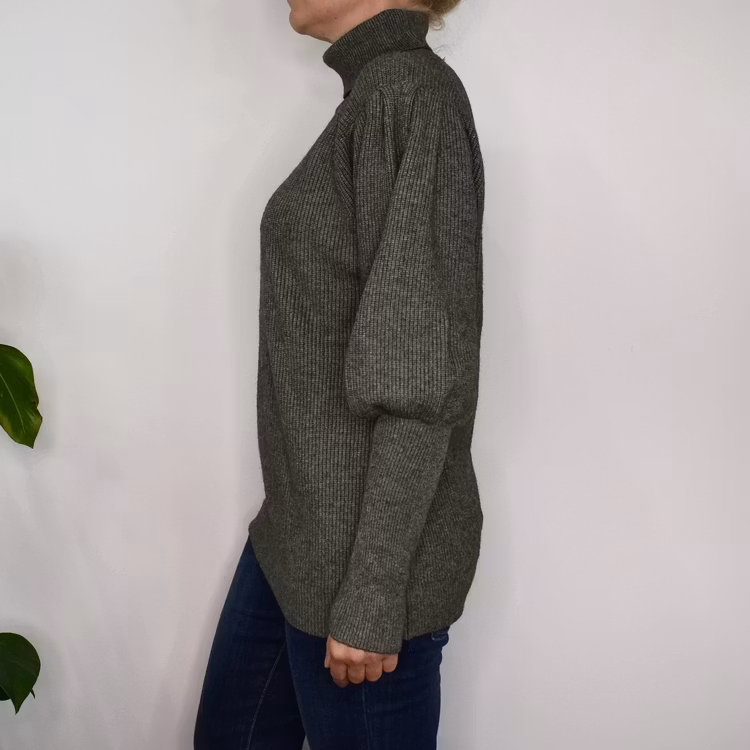 Stickad Polotröja Med Puffärm KAKI