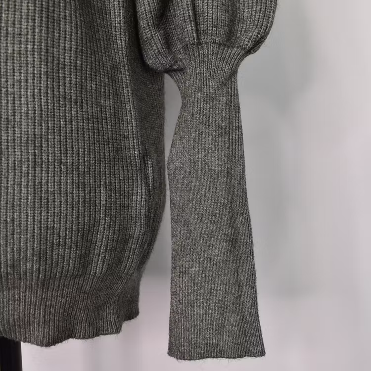 Stickad Polotröja Med Puffärm KAKI