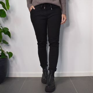 Stretchig Byxa SVART