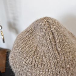Stickad Mössa Glitter TAUPE
