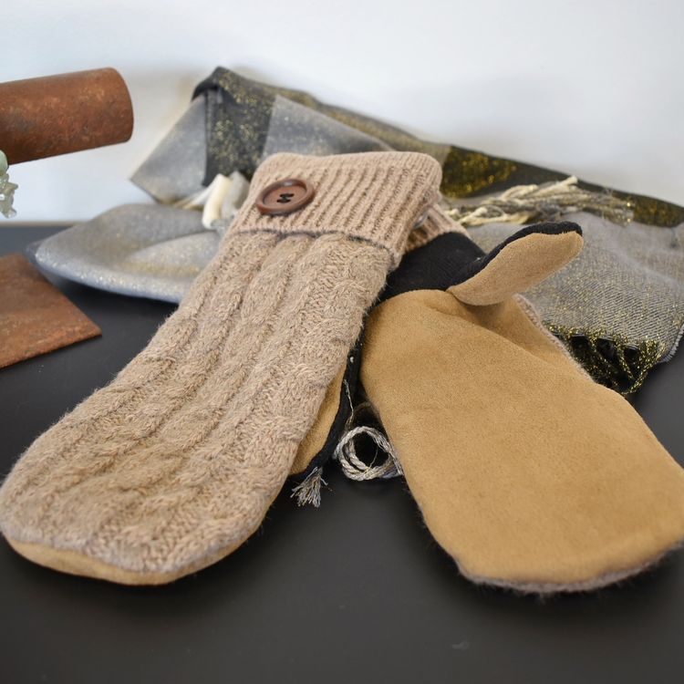Tumvante Stickad TAUPE