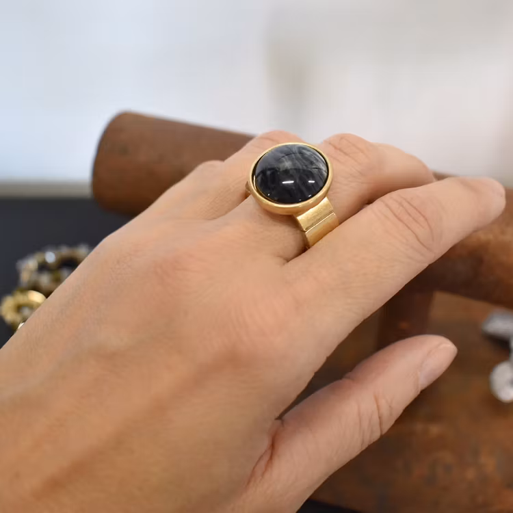 Elastisk ring Maya GULD/GRÅ - The Moshi