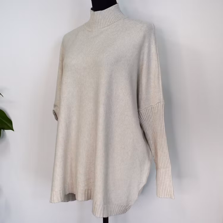 Finstickad Tröja Over Sized BEIGE
