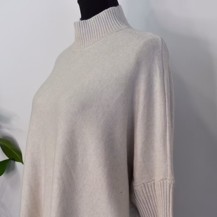 Finstickad Tröja Over Sized BEIGE