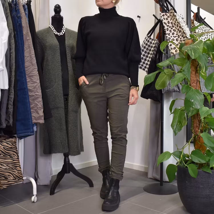 Stretchig Byxa MÖRK KAKI