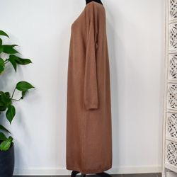 Finstickad klänning ROST