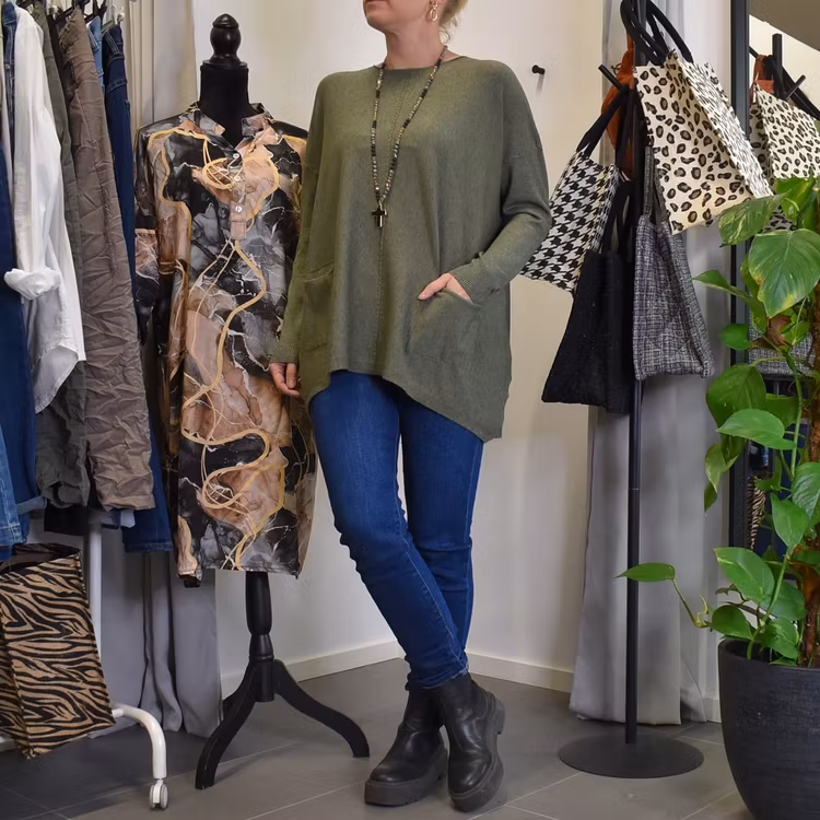 Stickad Tröja Isa ARMY - Mix By Heart