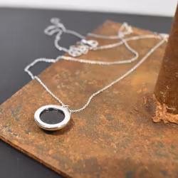 SECOND HAND Halsband Yosemite SILVER - Daily Elegance