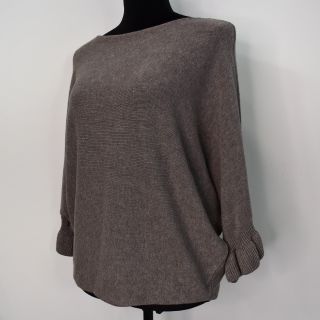 Finstickad tröja Volangärm TAUPE
